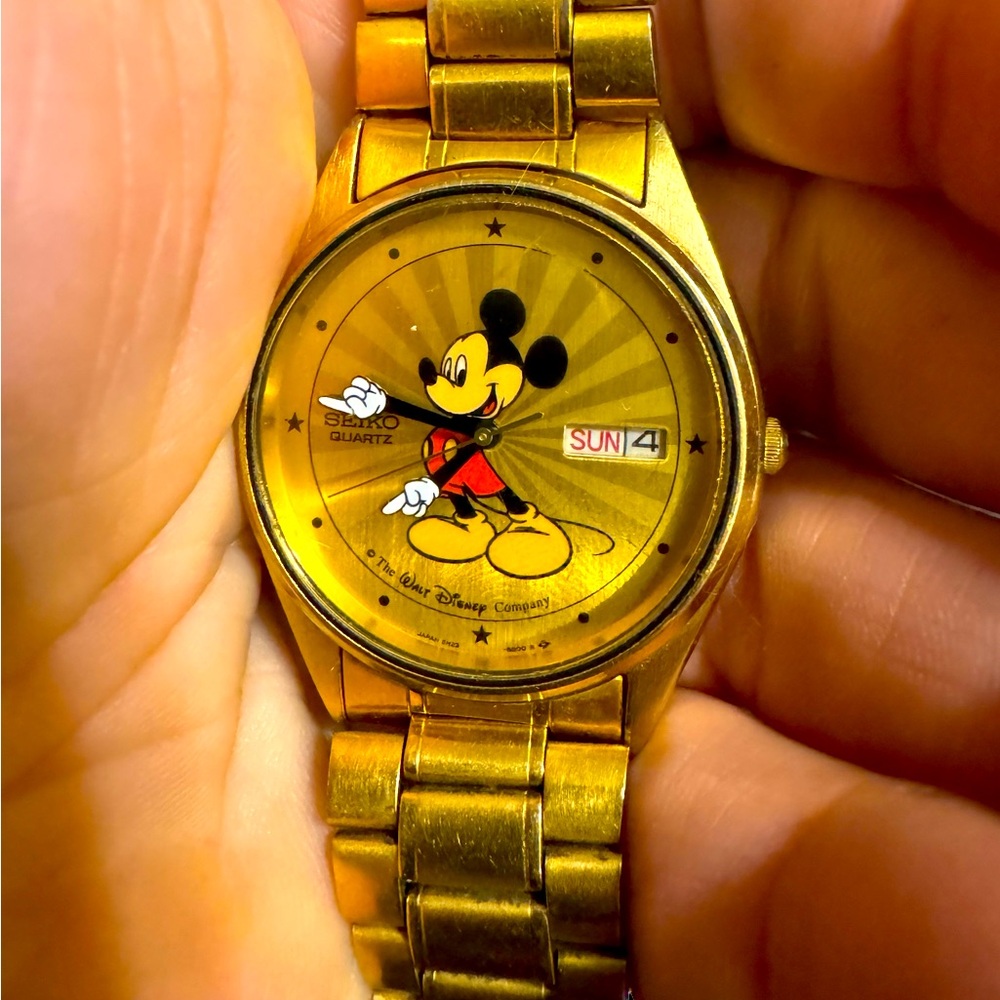 1980s SEIKO MICKEY MOUSE MENS WATCH